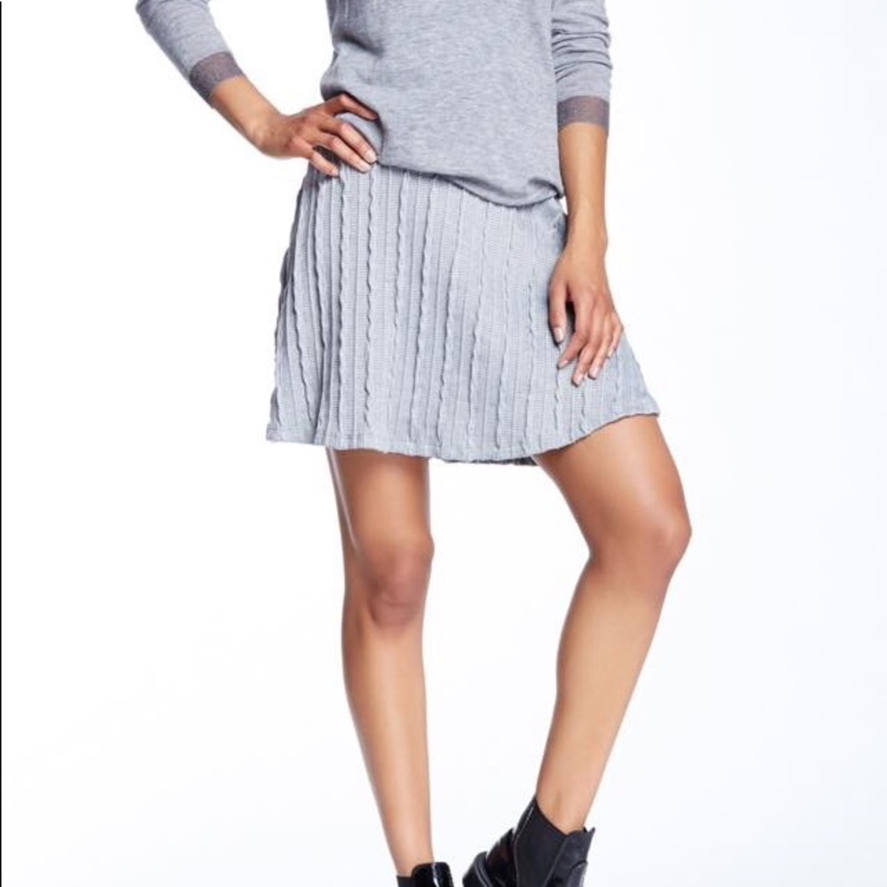 NWT Nordstrom Jolt knit skirt—Size Small